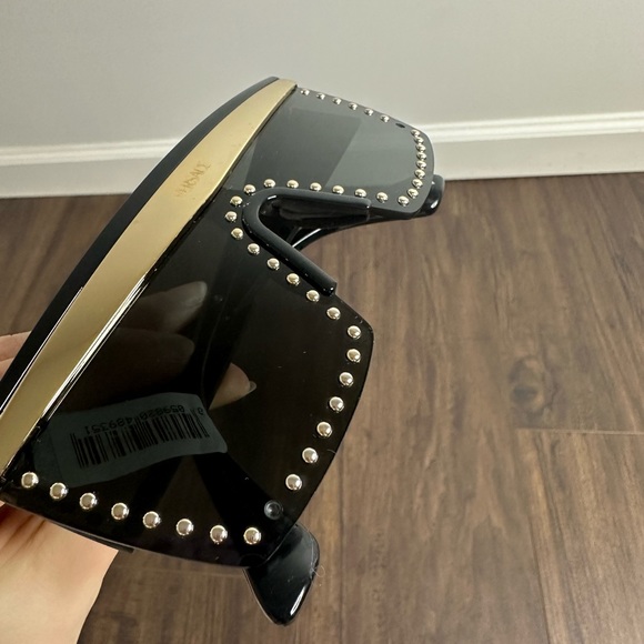 Versace
Shield Sunglasses, 144mm - Picture 6 of 15